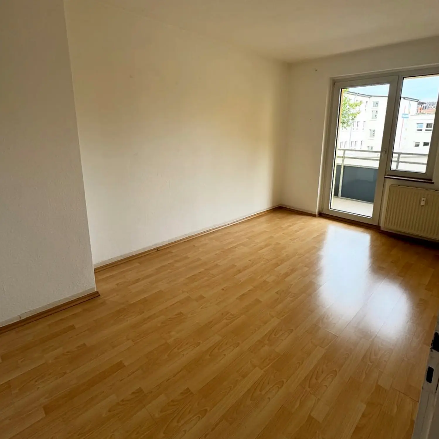Firmenauflösung Dortmund – Wartezimmer, nach Räumung