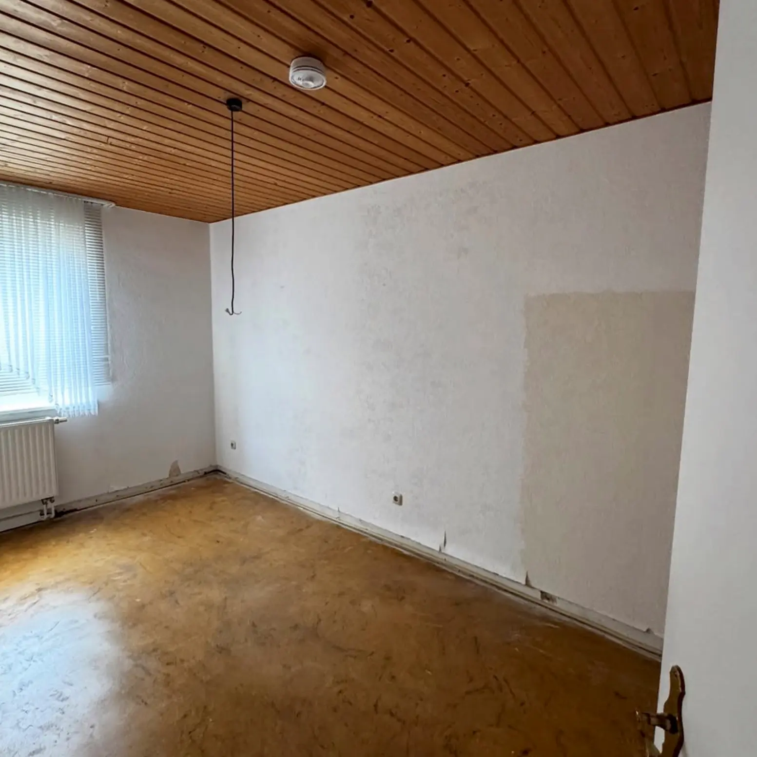 quellenberg_dienstleistungen_haushaltsaufloesung20 Zimmer nach Haushaltsauflösung in Dortmund