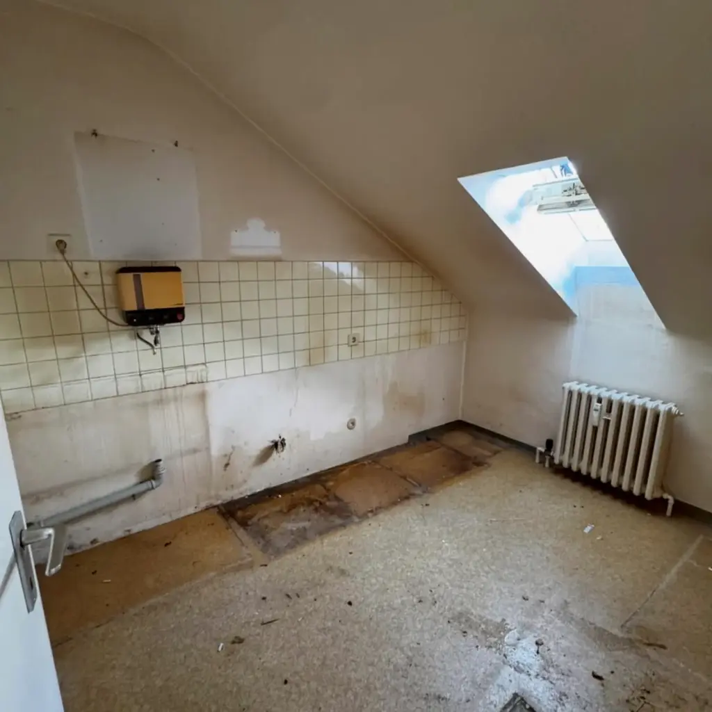 Home Haushaltsauflösung Dachboden Bad